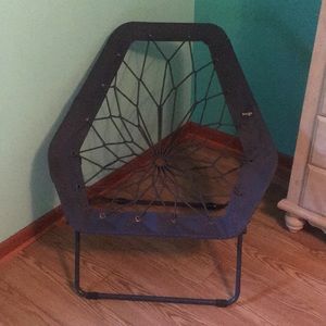 bungee-cord chair
